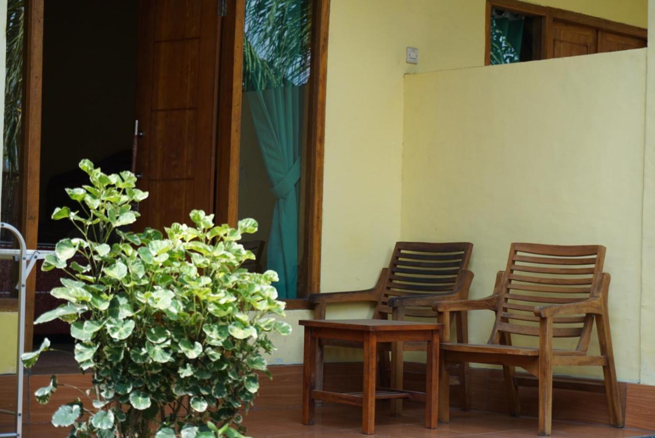 Aura Guest House Gili Air Esterno foto